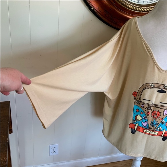 So cute Maroths peace VW bus tee - Picture 2 of 2